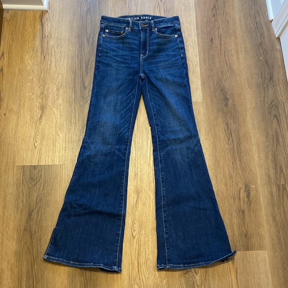 American Eagle Super Hi-Rise Flare - Picture 5 of 9